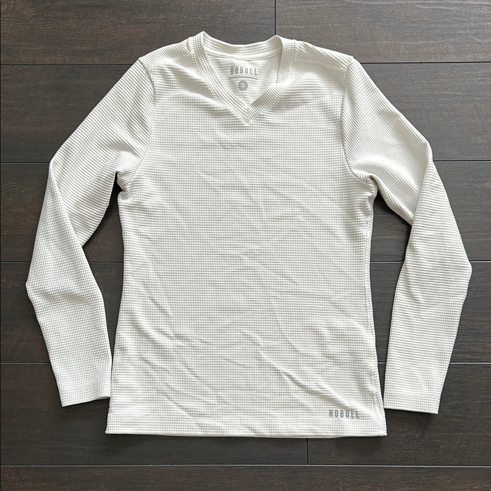 NOBULL waffle long sleeve shirt size S, white